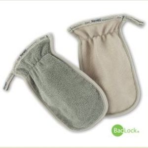 New Norwex Body Scrub Mitt